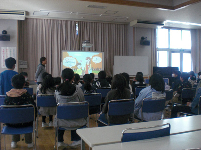 こどもエコドライブ教室
寒河江市立西根小学校